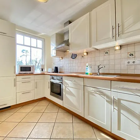 公寓 Neue Ernst - 3 *